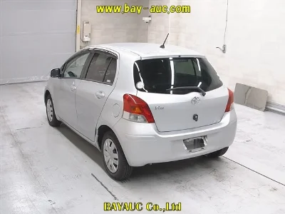 TOYOTA VITZ