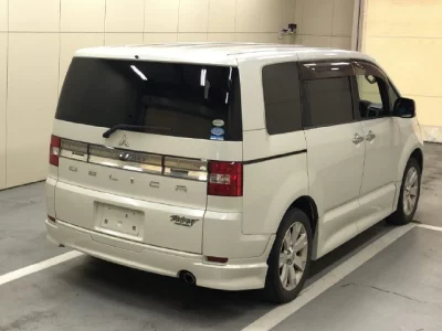 Статистика аукционов Mitsubishi Delica D:5