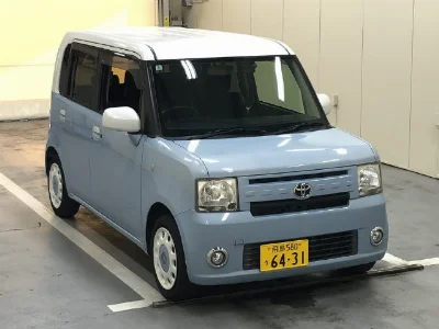Toyota Pixis Space