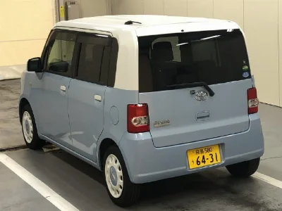 Toyota Pixis Space