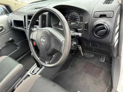 Nissan AD