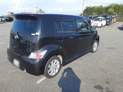Toyota bB