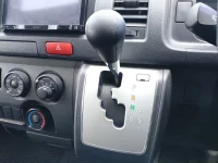 Цена авто Toyota HiAce Van с аукционов Японии, номер кузова TRH200V, пробег 254 000, оценка 