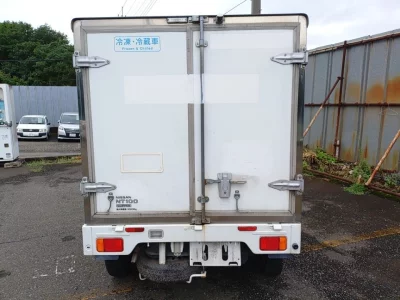 Nissan NT100 Clipper