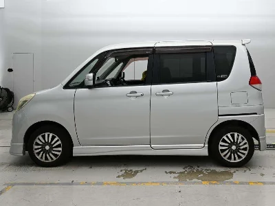 Mitsubishi Delica D:2