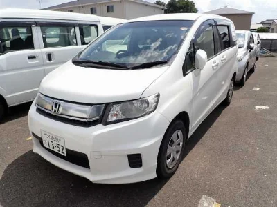 HONDA FREED SPIKE