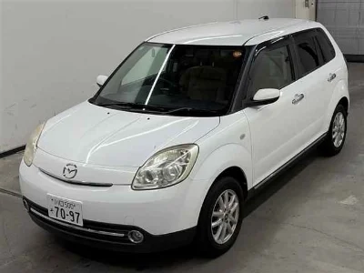 Mazda Verisa