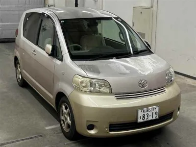 TOYOTA PORTE