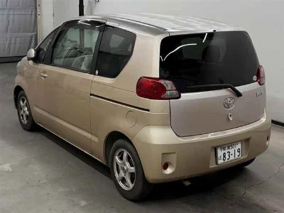 TOYOTA PORTE