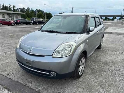 Mazda Verisa