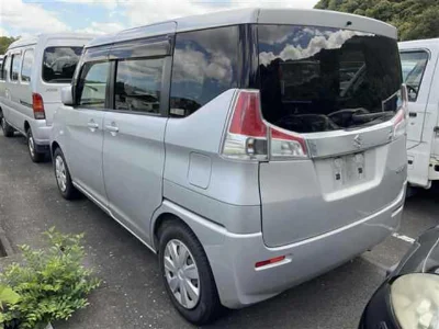 Suzuki Solio