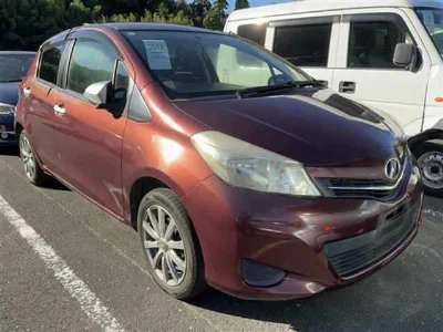 TOYOTA VITZ
