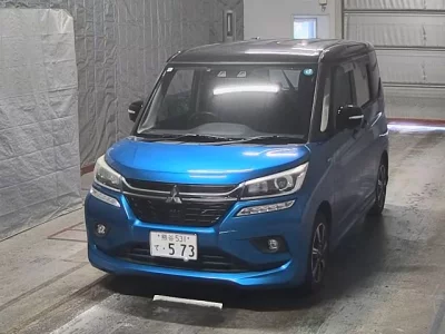 Mitsubishi Delica D:2