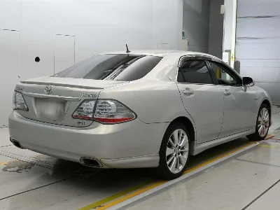 Статистика аукционов Toyota CROWN HYBRID