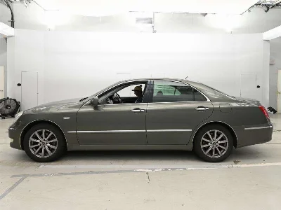 Toyota CROWN MAJESTA