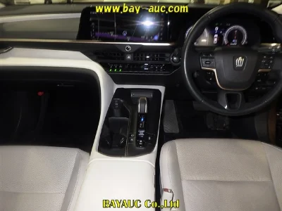 Toyota Crown Crossover