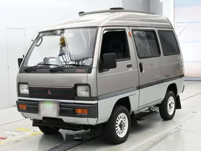Mitsubishi Minicab