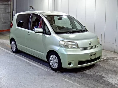 TOYOTA PORTE