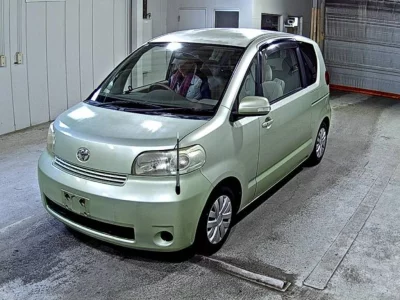 TOYOTA PORTE