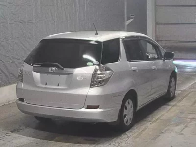 HONDA FIT SHUTTLE