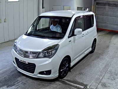 Suzuki Solio