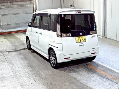 Suzuki Spacia Custom