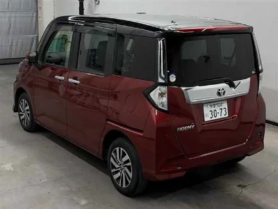 TOYOTA TANK