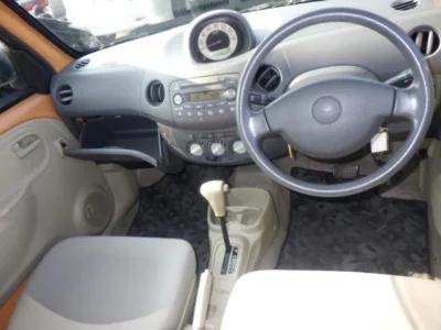 DAIHATSU ESSE