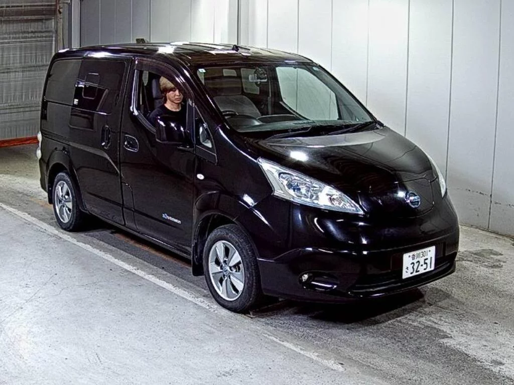 Nissan E-NV200 WAGON  с аукциона в Японии