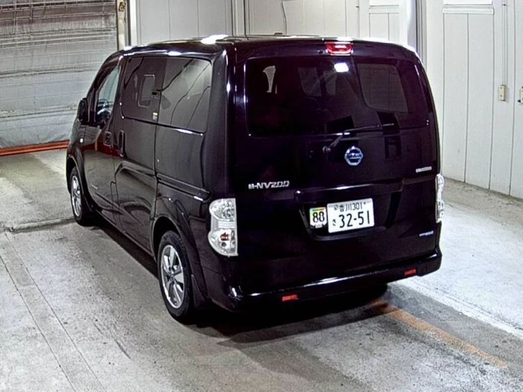 Nissan E-NV200 WAGON  с аукциона в Японии