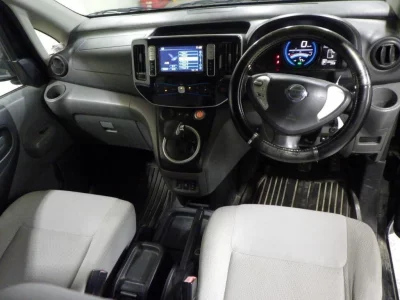 Nissan E-NV200 WAGON