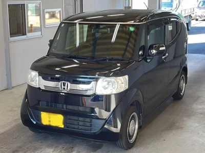 HONDA N BOX SLASH