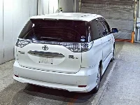 Цена авто Toyota Estima Hybrid с аукционов Японии, номер кузова AHR20W, пробег 220 000, оценка 6