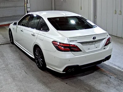TOYOTA CROWN