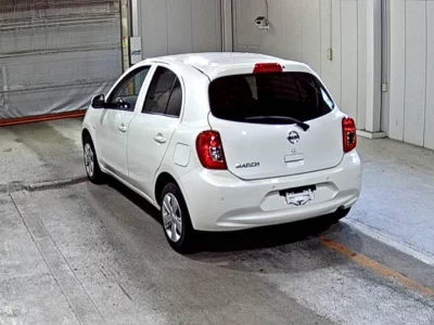 Nissan March