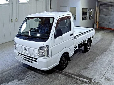 Nissan NT100 Clipper