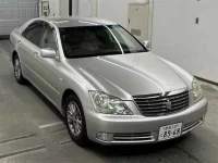 Цена авто Toyota Crown с аукционов Японии, номер кузова GRS180, пробег 62 000, оценка 2