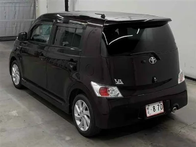 Toyota bB