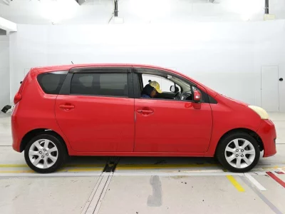 Toyota Passo Sette