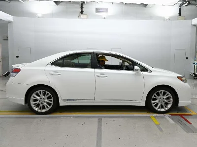 Lexus HS250h