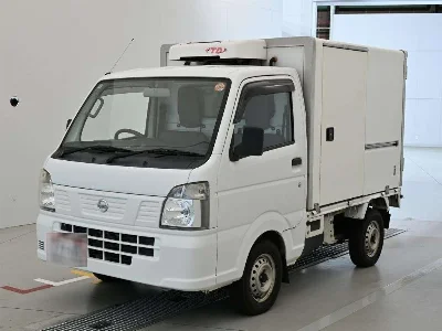 Nissan NT100 Clipper