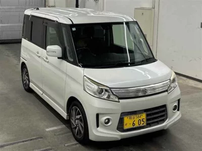 Suzuki Spacia Custom