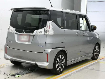Mitsubishi Delica D:2