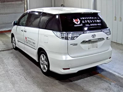 Статистика аукционов Toyota Estima Hybrid