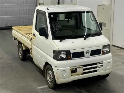 Nissan CLIPPER TRUCK