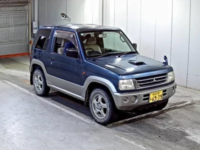 Mitsubishi Pajero Mini