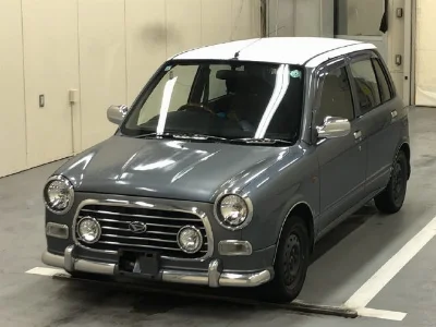 Daihatsu Mira Gino
