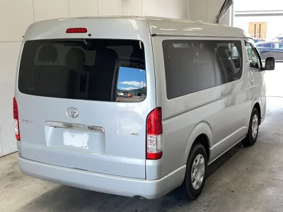Toyota HIACE WAGON