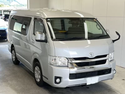 Toyota HIACE WAGON