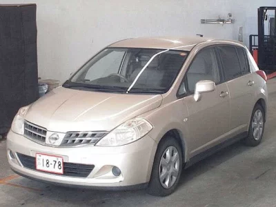 Nissan Tiida